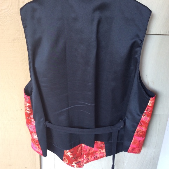 MENS RED & GOLD BROCADE VEST XXL - Picture 2 of 2
